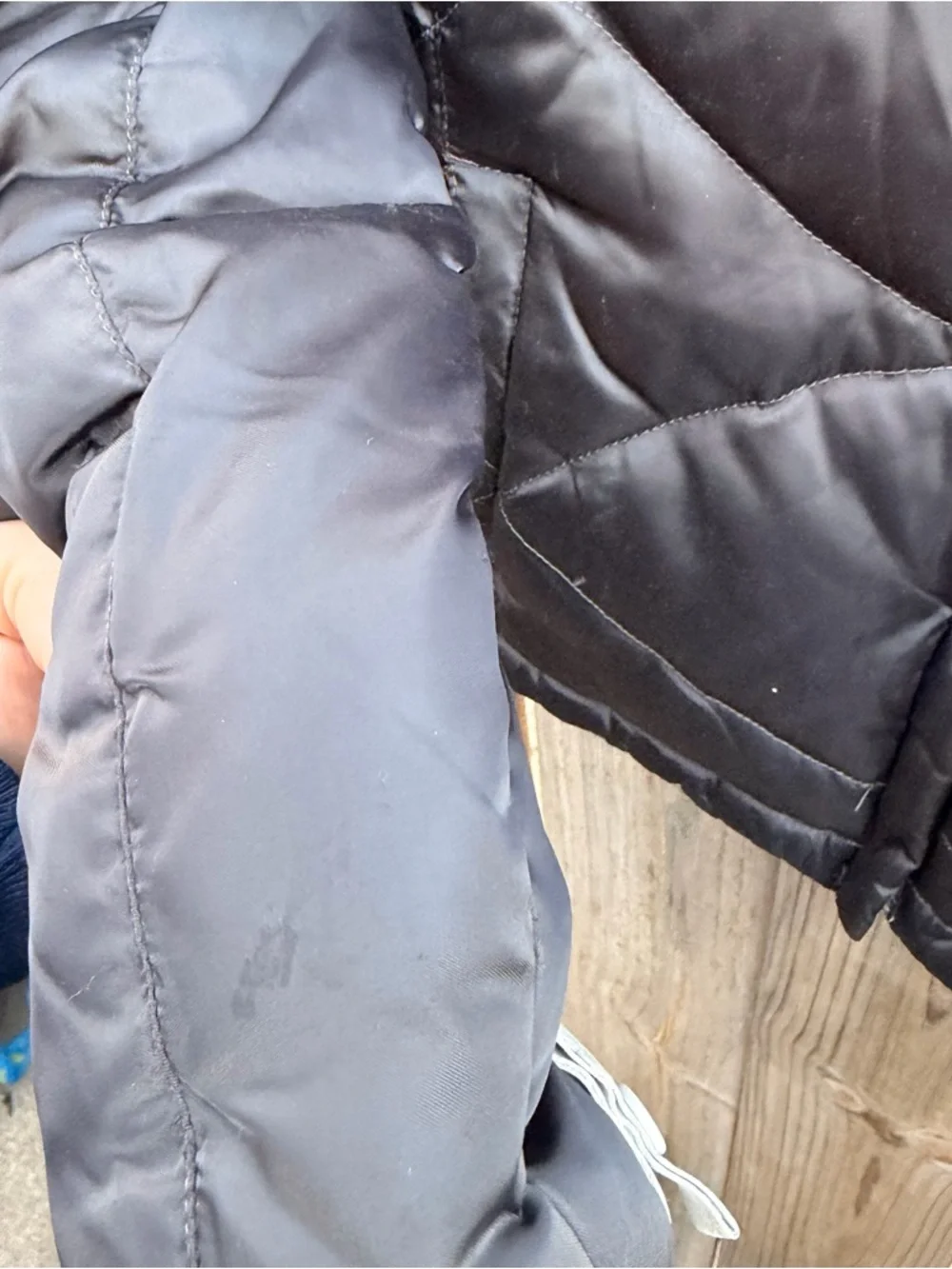 The North Face Black Quilted Puffer coat. Size small - Picture 10 of 13